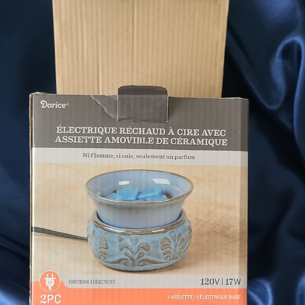 Darice Ceramic Electric Wax Warmer with Blue and Gray Design